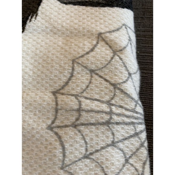 NWT Storehouse Seasonal Ghost Halloween Set 3 Kitchen Towels Black Cat Broom - Picture 3 of 5
